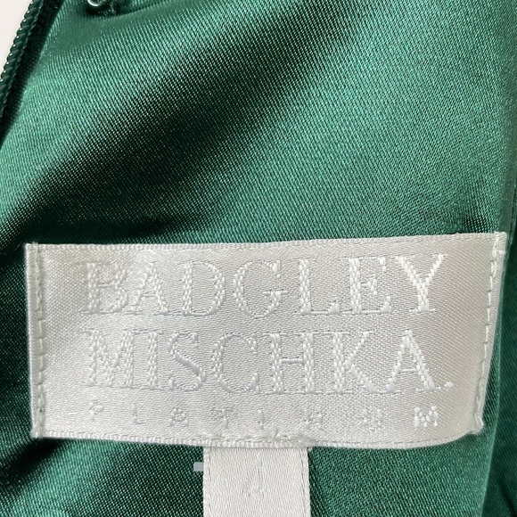 Badgley Mischka Platinum dress womens size 4 sleeveless ruffle front formal - Picture 10 of 10